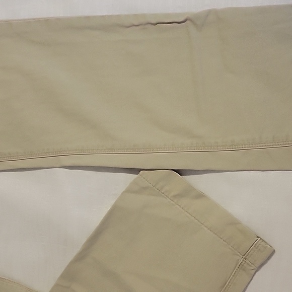 Aeropostale Khaki pants size 32/34 - Picture 2 of 4